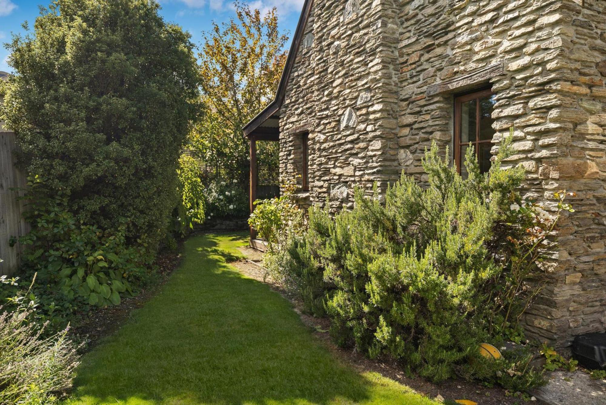 Maytime Cottage - Arrowtown Holiday Home Экстерьер фото